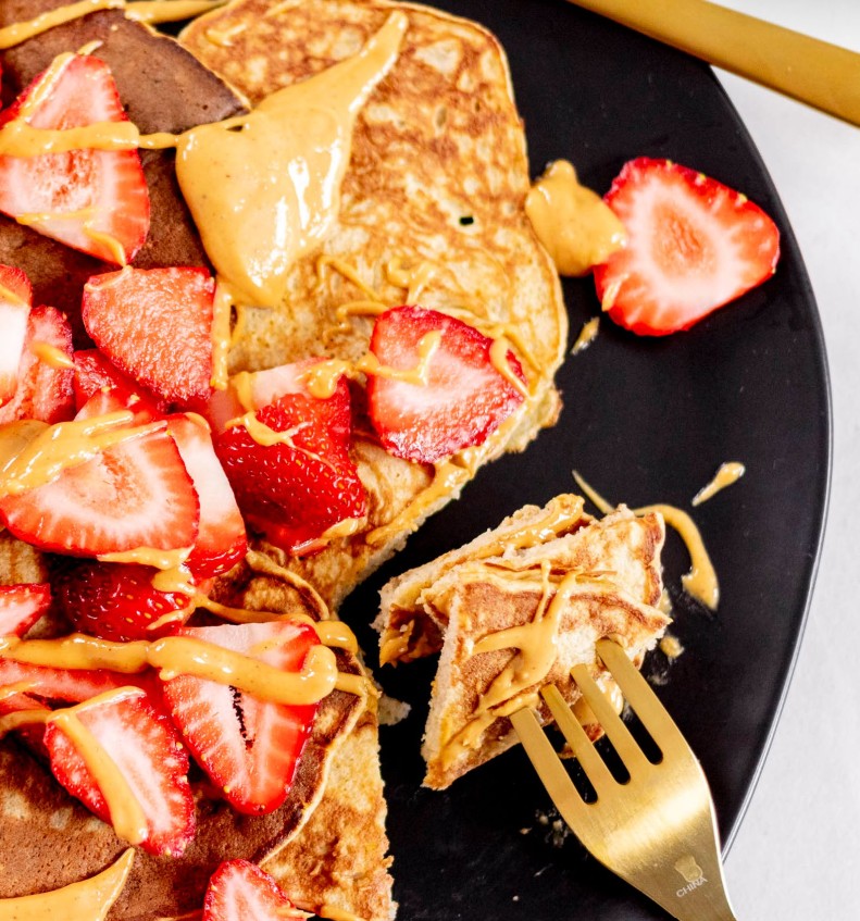 Banana & Oat Toaster Pancakes