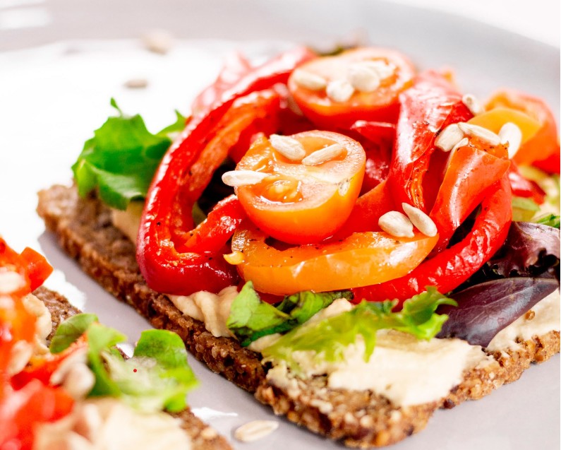 Hummus & Roasted Pepper Sandwich